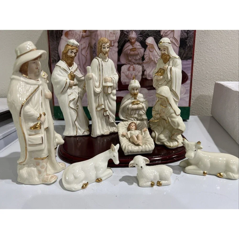 Porcelain Nativity Set 11 Pc w/ Wood Display in Box Christmas Fantasy Wonderland